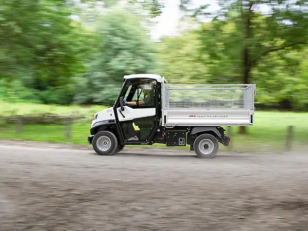 ALKE' Electric vehicles with steel mesh sides - Work electric vehicles with steel mesh sides to increase loading capacity