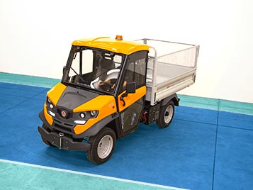 Laundry transport vehicle hospital sector